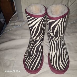 Nice UGG boots, pony hair, Zebra Print with Maroon Trim